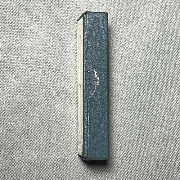 Vintage Hat Pin/Straight Pin Lot With Hat Pin Jewelry Box-Original - Picture 16 of 16